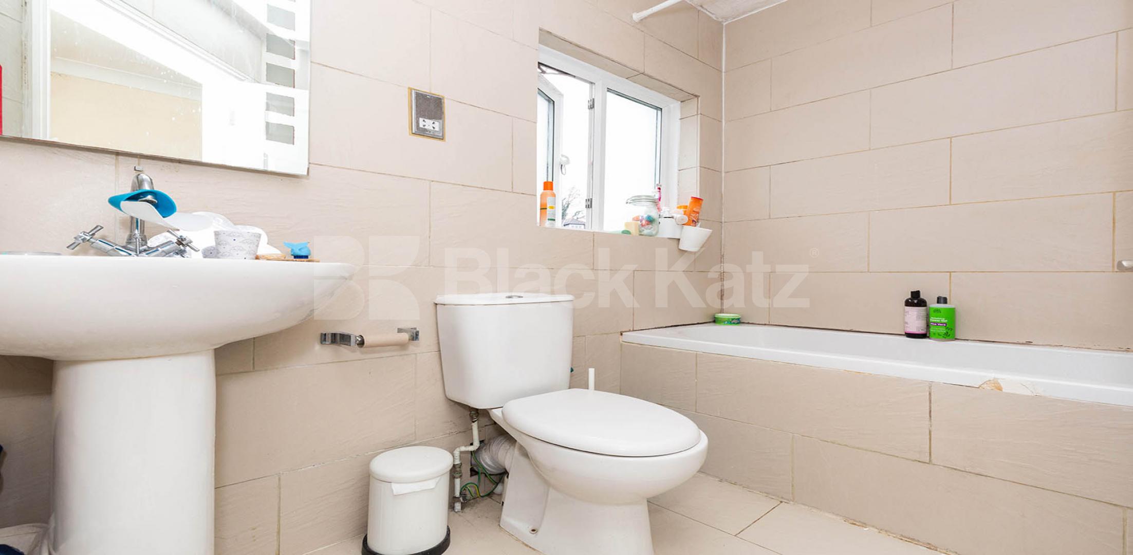 			2 Bedroom, 1 bath, 1 reception Apartment			 Crouch Hill, Crouch End